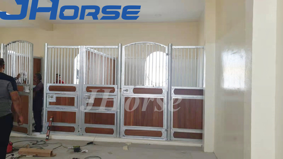 12ft χάλυβα φορητή αλόγων κιβωτίων καιρική απόδειξη σταύλων αλόγων στάβλων Prefab